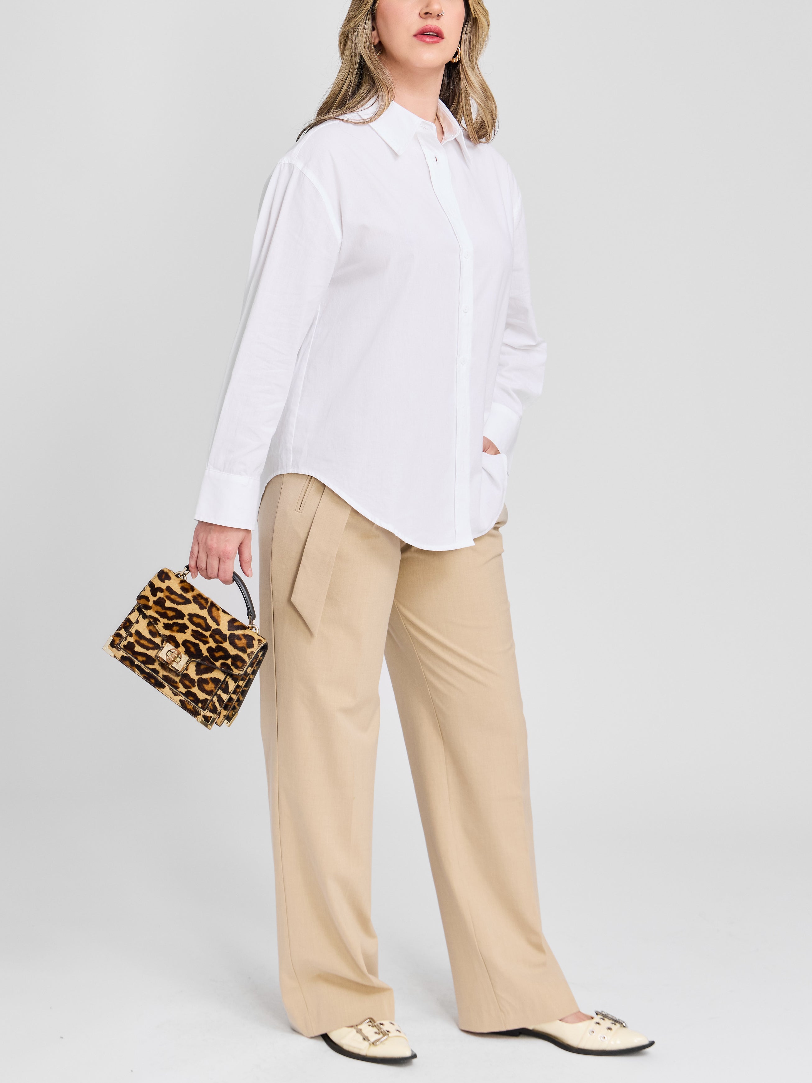 The Poplin Collared Button Front Shirt